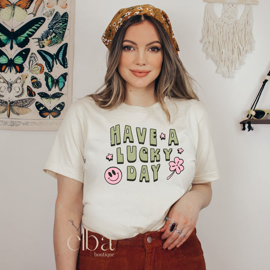 HAVE A LUCKY DAY! GRAPHIC TEE